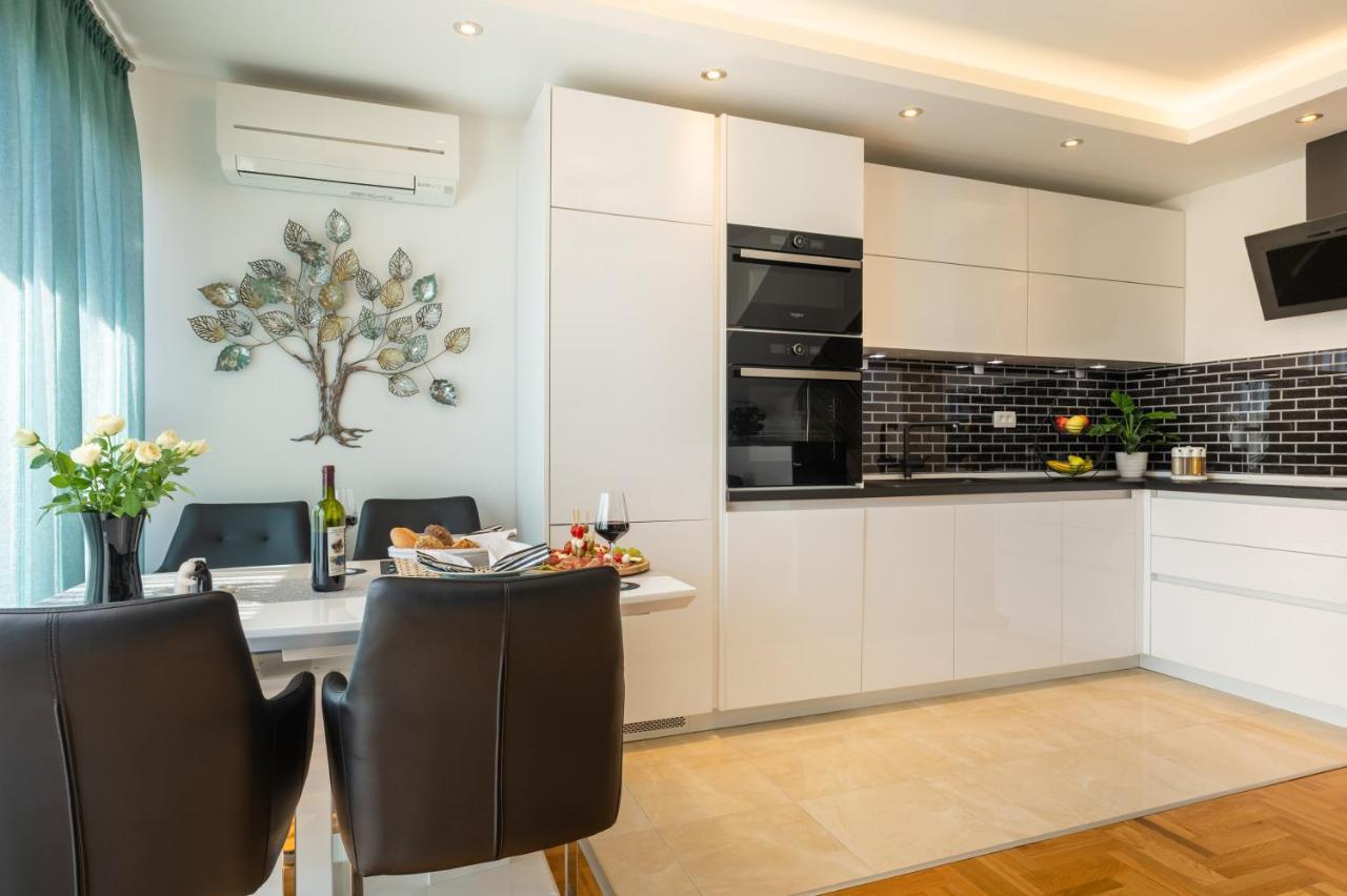 Tikvarin, Kastel Kambelovac Apartment